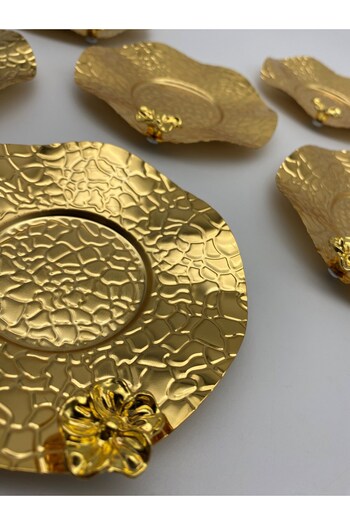 Fiyakalı Ürünler Atölyesi 6-Piece Gold Wavy - Embossed Model Daisy Tea Plate Set, Coaster