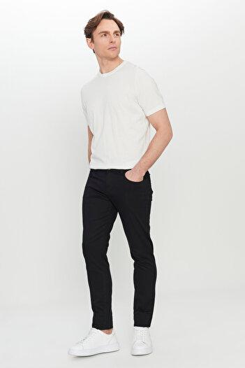 AC&Co / Altınyıldız Classics Erkek Siyah Pamuklu Slim Fit Dar Kesim 5 Cep Esnek Casual Pantolon