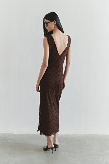 Trendyol Collection Limited Edition Brown Lace Bodycon Backless Stretchy Knitted Dress Twoss25El00485