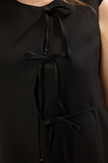 Trendyol Curve Μαύρο Slim Slim Fit Γιλέκο με Λεπτομέρεια με Δαντέλα Φιόγκου