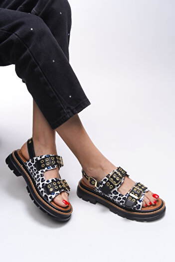 Riccon Ysalitia Women's Sandals 0012120   Patent Leather Leopard