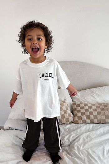 Magu Boys' Oversize T-Shirt and Striped Sweatpants Set – Set of 2, Comfortable and Sporty
