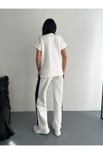 sportiness Garnished Modal Fabric Tracksuit with Stripes from the Sleeve