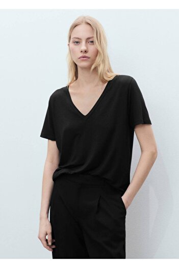MANGO Woman V-neck T-shirt