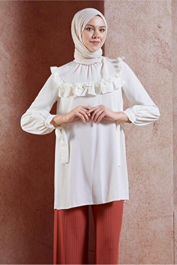 Alvina 42718 Model Ruffle Tunic - Cuffs Laced