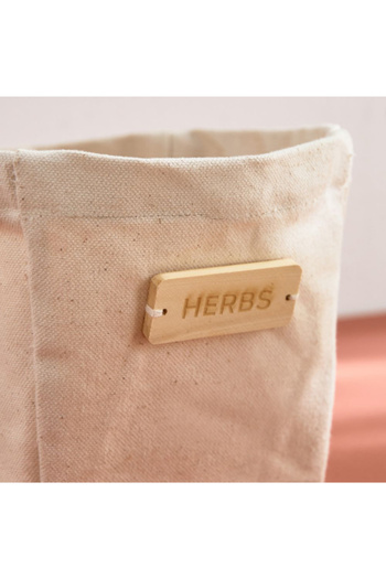 Home Box Bella Canvas Stitch Planter with Wooden Label - 14x14x15 cm