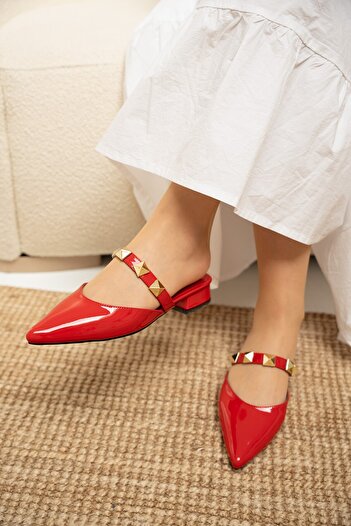 LAMİNTA Ricco Red Patent Leather Women's Slippers with Staple Detail