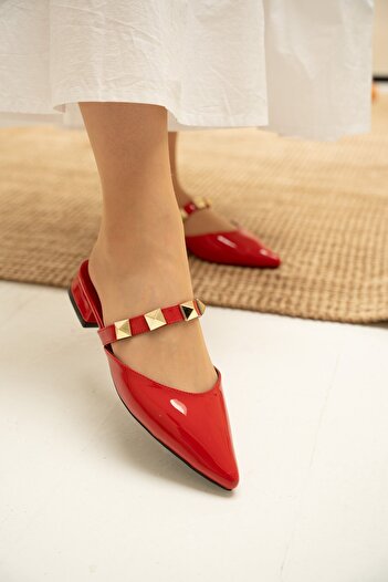 LAMİNTA Ricco Red Patent Leather Women's Slippers with Staple Detail