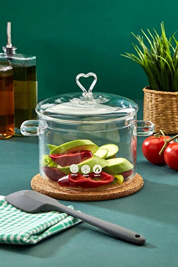 Tilbe Home 1900 ml Borosilicate Clear Pot with Handle - Heart Figured, Heat Resistant Stovetop