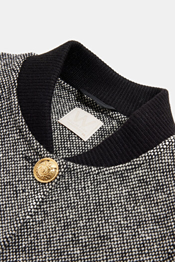 W Collection SİYAH DİK YAKA DOKULU MONT