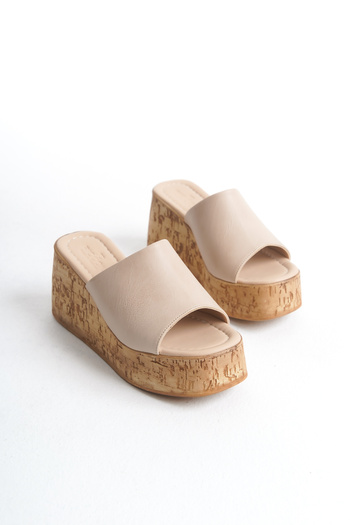 bolemo Beige Women's Wedge Heel Slippers