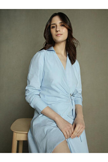 Dennis Lingo By Styli DL Woman Solid V-Neck Long Sleeves Knee Length Wrap Dress