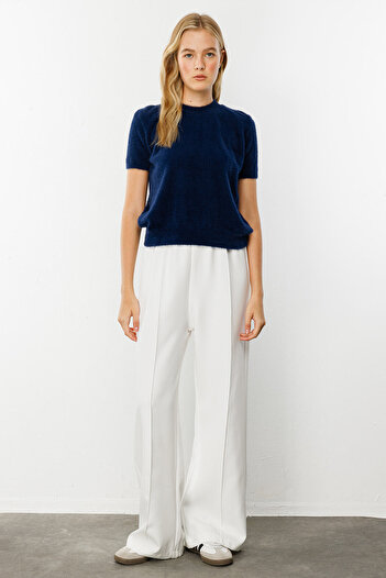 Hooopstore Ecru Crepe Trousers - Ribbed Design