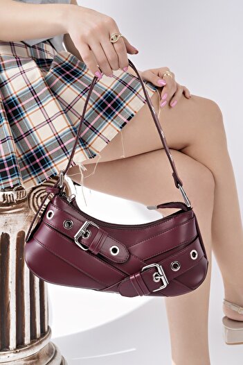 MUGGO Docpe Women's Belt Detailed Baguette Bag