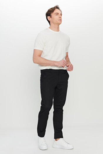 AC&Co / Altınyıldız Classics Erkek Siyah Pamuklu Slim Fit Dar Kesim Yan Cep Esnek Casual Pantolon