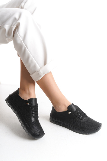 Limeo Genuine Leather Perforated Summer Soft Comfortable Flexible Lace-Up Daily Mother Black Casual Women's Shoes