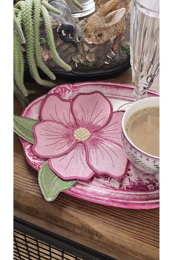 Agbtrend Dried Rose Magnolia Embroidered Presentation and Cocktail Napkin