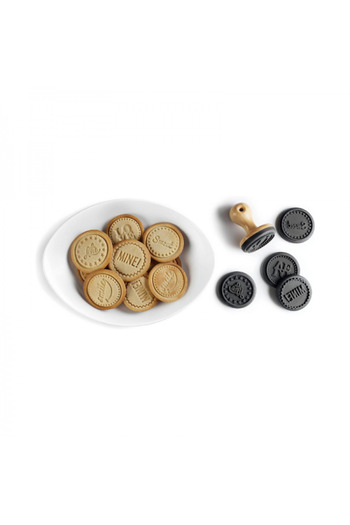 Lacor Pastry stamp set with 5 interchangeable stamps and dough cutter
