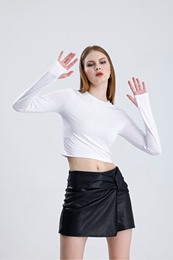 Bukamiss Γυναικεία Crop White Finger Λεπτομερής Μπλούζα
