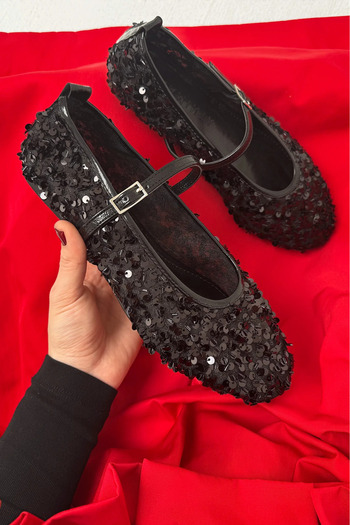 LAMİNTA Kitty Black Sequin Detailed Buckle Women's Ballerinas