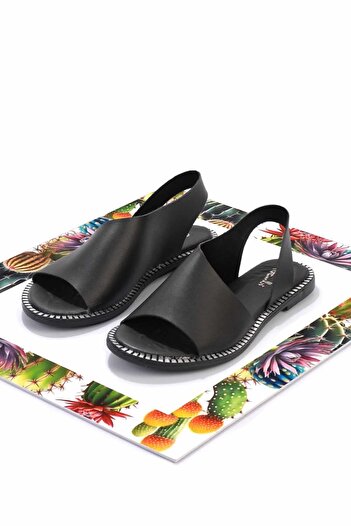 Bambi Women's Black Sandals - K05021010009 Model