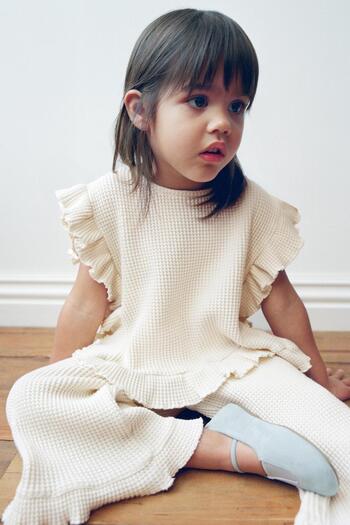 Magu Girl's Ecru Silk Seersucker Suit with Ruffle Detail – Stylish and Comfortable