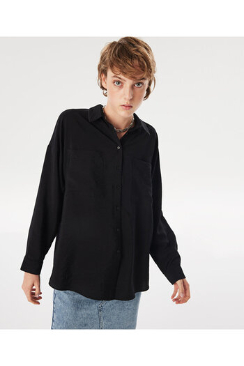 Twist Simple Pocket Shirt