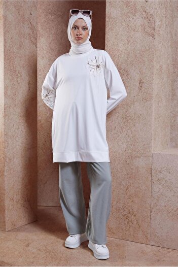 Alvina Tracksuit Tunic - Chain Detailed, Model 44638