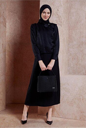 Alvina Skirt Suit 44717 - Accessory Detailed