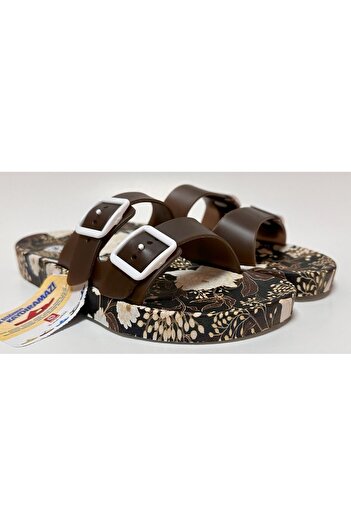 GEZER Anatomical Sole - Adjustable Buckle Beach, Pool, Balcony and Terrace Bathroom Home and Street Slippers