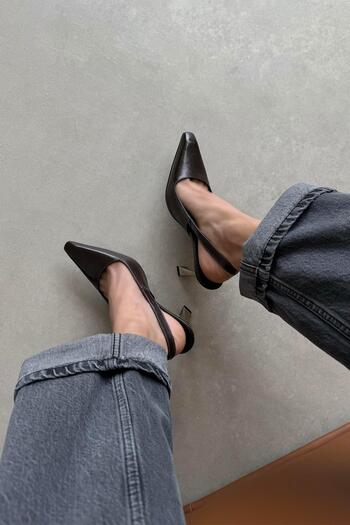 STRASWANS Women's Heeled Wrinkled Leather Shoes - Kendra Brown Skoru