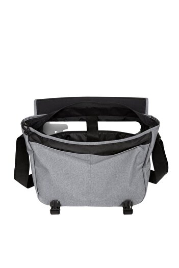 Eastpak Τσάντα ώμου Delegates Grey