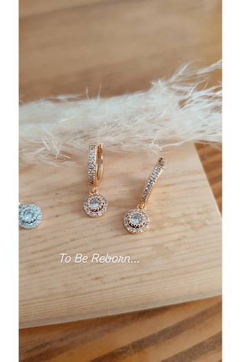 To Be Reborn Çelik Çocuk Küpesi Tektaş Model Zirkon Taşlı