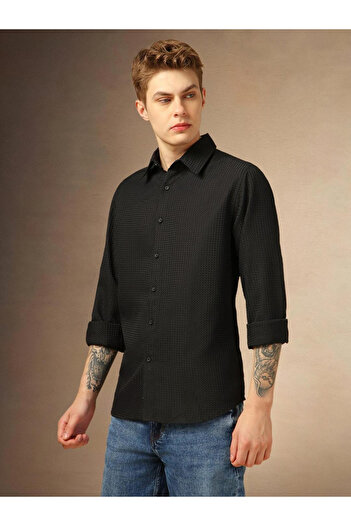 Dennis Lingo By Styli Textured Button Down Collar Shirt