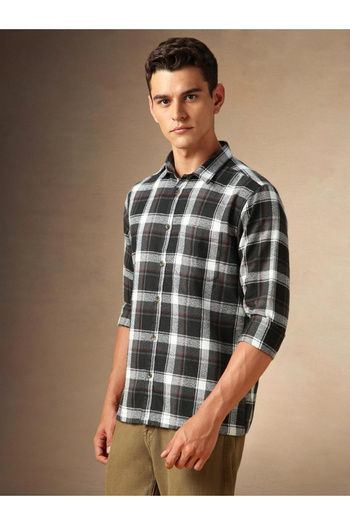 Dennis Lingo By Styli Checked Button Down Casual Shirt