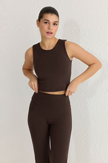 Trendyol Collection Hnědá měkká tkanina 2 vrstvy pletený top/halenka s vnitřní vycpávkou Sportovní podprsenka