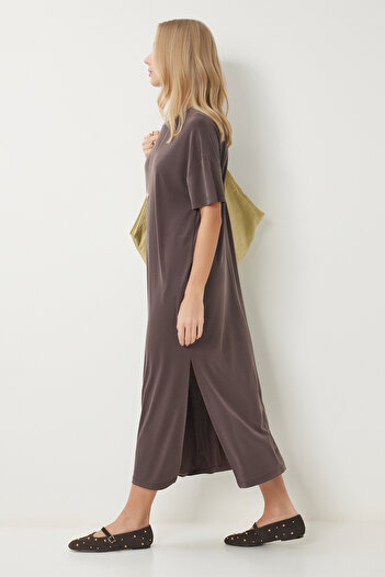Happiness İstanbul Γυναικείο Σκούρο Καφέ Oversize Basic Καλοκαιρινό Πλεκτό Φόρεμα UB00299