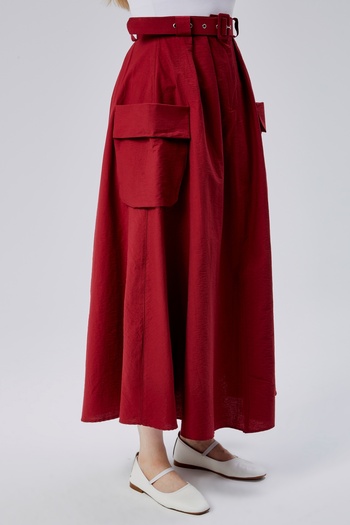 Wissi Life Women's Burgundy Pleated Double Pocket Front Zippered Long Skirt with Belt