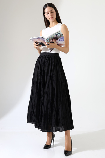 Union and Joy Women's Pleated Voile Crush Black Skirt
