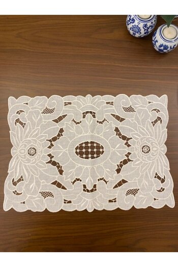 Denef Home Hole Work Antique American Service 1 Piece - Machine Embroidered, Hole Work, Stain Resistant Linen, 35X50 cm