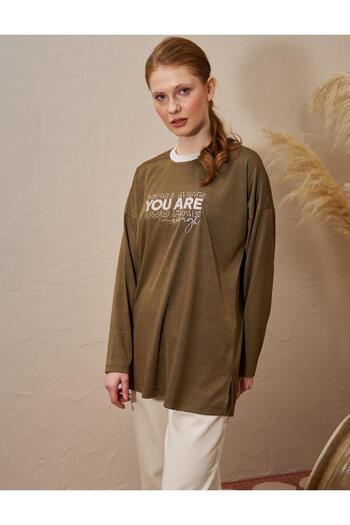 Kayra Green Detailed Knitted Slogan Sweatshirt