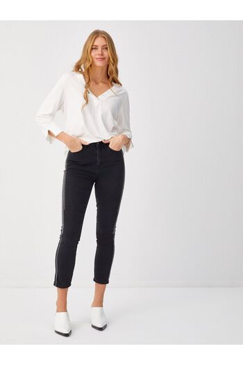 Faik Sönmez V-Neck Relaxed Cut Collar Detailed Three-Quarter Sleeve Ecru Women's Blouse U68177