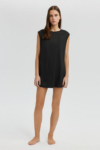 Touché Privé Sleevless Lining Tunic
