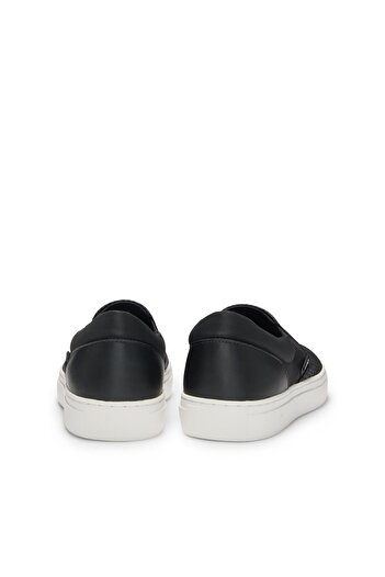 HUGO Logolu üst kısmı olan slip-on ayakkabılar