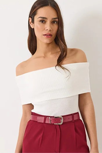 Bianco Lucci Γυναικεία μπλούζα με γιακά Madonna με κορδόνι Basic 60284012