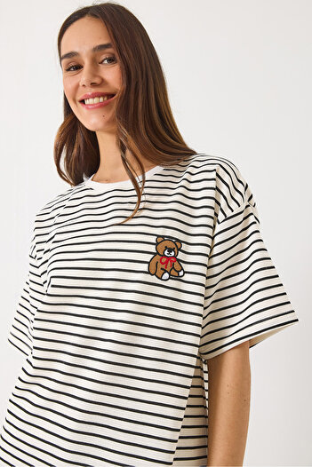Bianco Lucci Gestreiftes Tedi-T-Shirt mit bestickten kurzen Ärmeln für Damen, Modell 3083 60283055