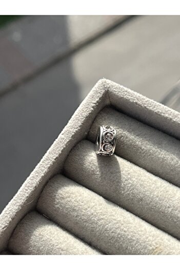 asaf White Stone Clip Charm |   Asafaccessory