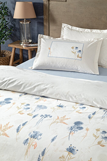 Puffy Roses Double Duvet Cover Set - White