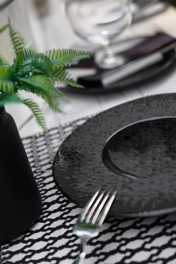Kütahya Porselen Teos 25 cmSpaghetti Plate Black