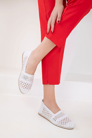 SOHO White Women's Ballerinas 20451
